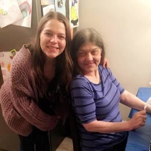 Meet your Posher, Monica